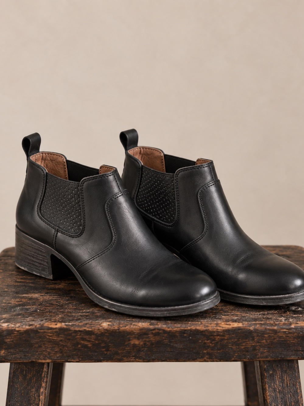 Dansko | Lola Black Leather Ankle Boot Chunky Block Heel Comfort